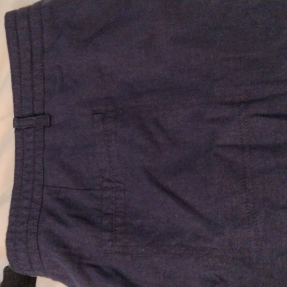 Reitmans navy skort - Picture 2 of 6